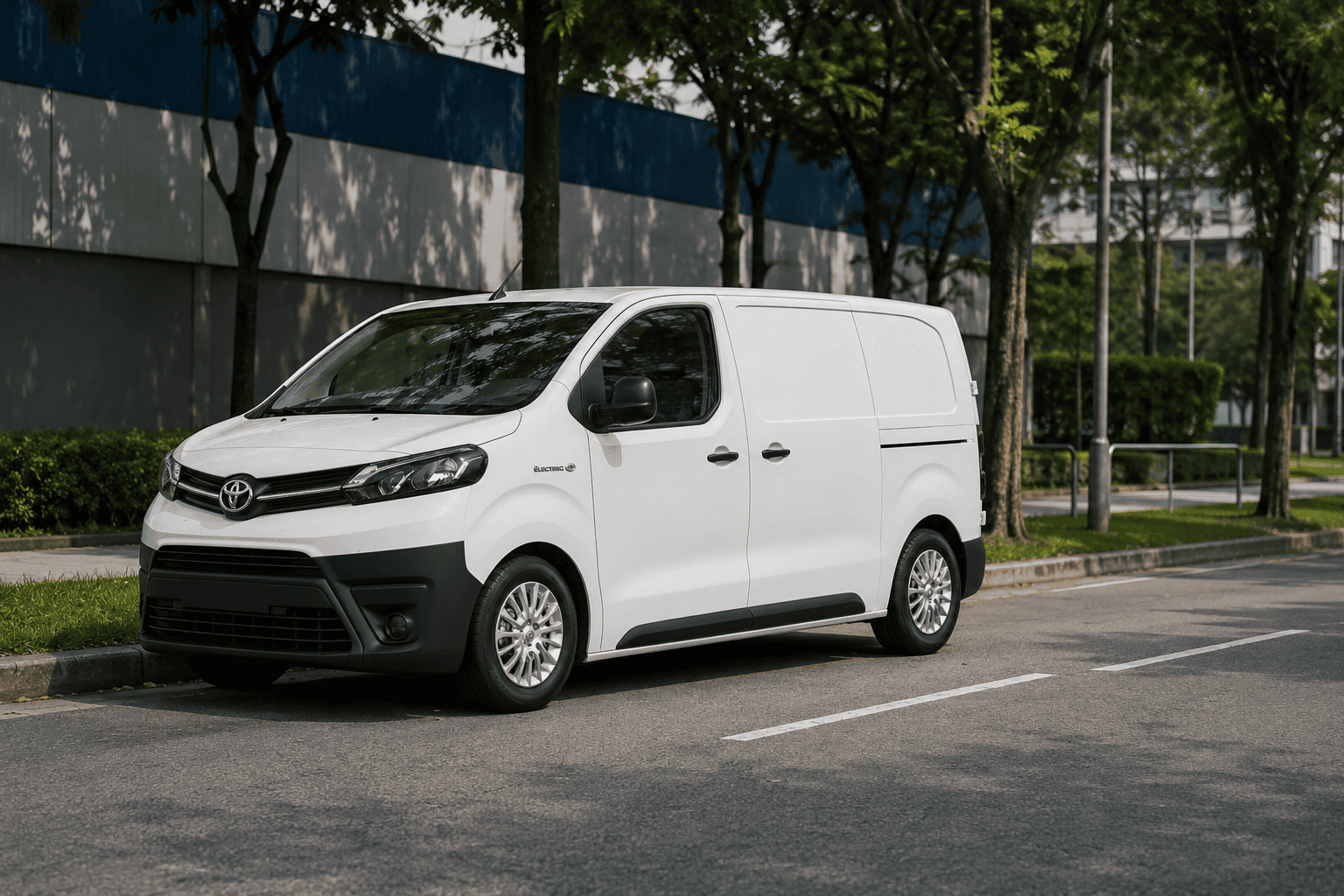 Toyota ProAce EV view 7